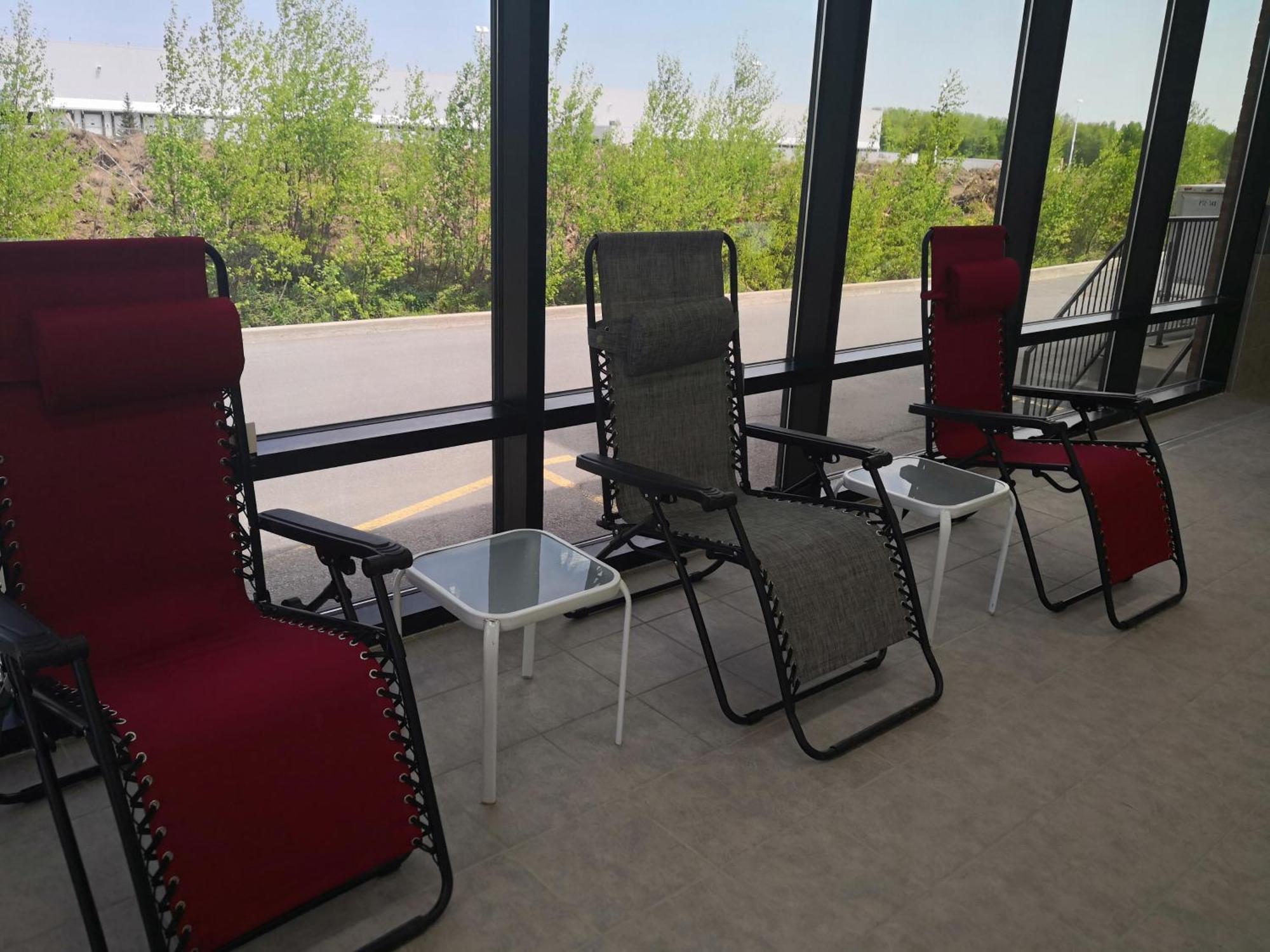 Quality Inn & Suites Hawkesbury Buitenkant foto